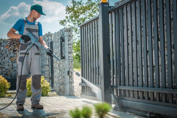 Best Animal Enclosure Cleaning  in Mineral Wells, TX